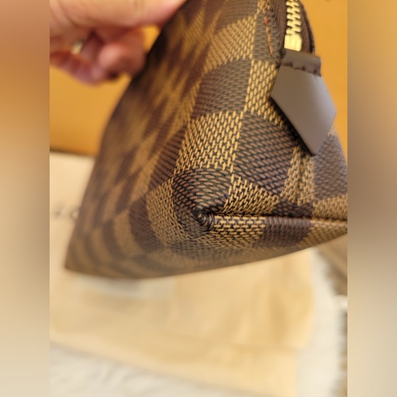 Cosmetic Pouch PM in DE - Picture 9 of 16